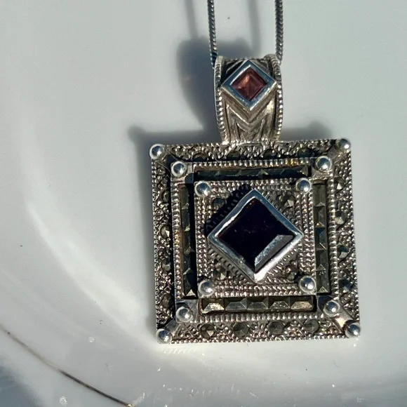 Vintage Art Deco Sterling Silver Garnet & Marcasite Square Pendant Necklace - Picture 3 of 6
